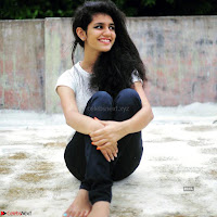 Instagram Queen Priya Prakash ~  Exclusive Galleries 002.jpg